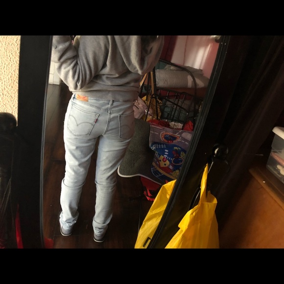 Levi skinny’s!! - Picture 1 of 2
